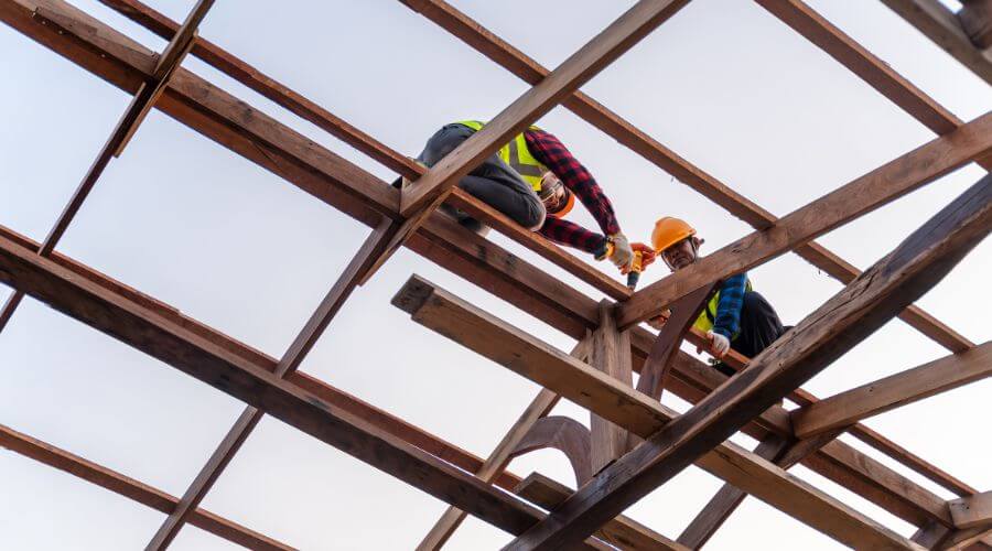 Professional gutter cleaning services in The Villages, FL